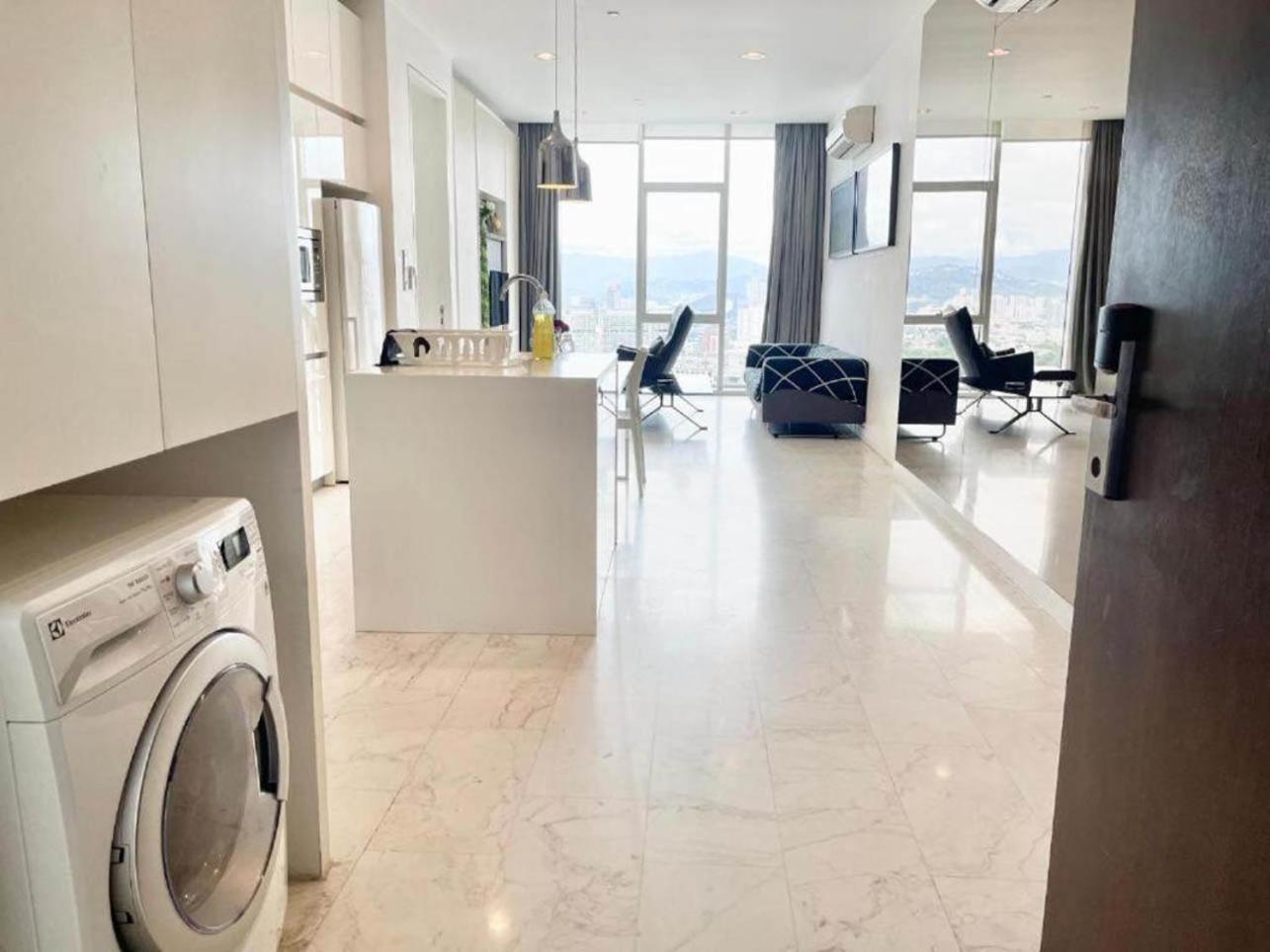 The Platinum Suites By Faced Kuala Lumpur Luaran gambar